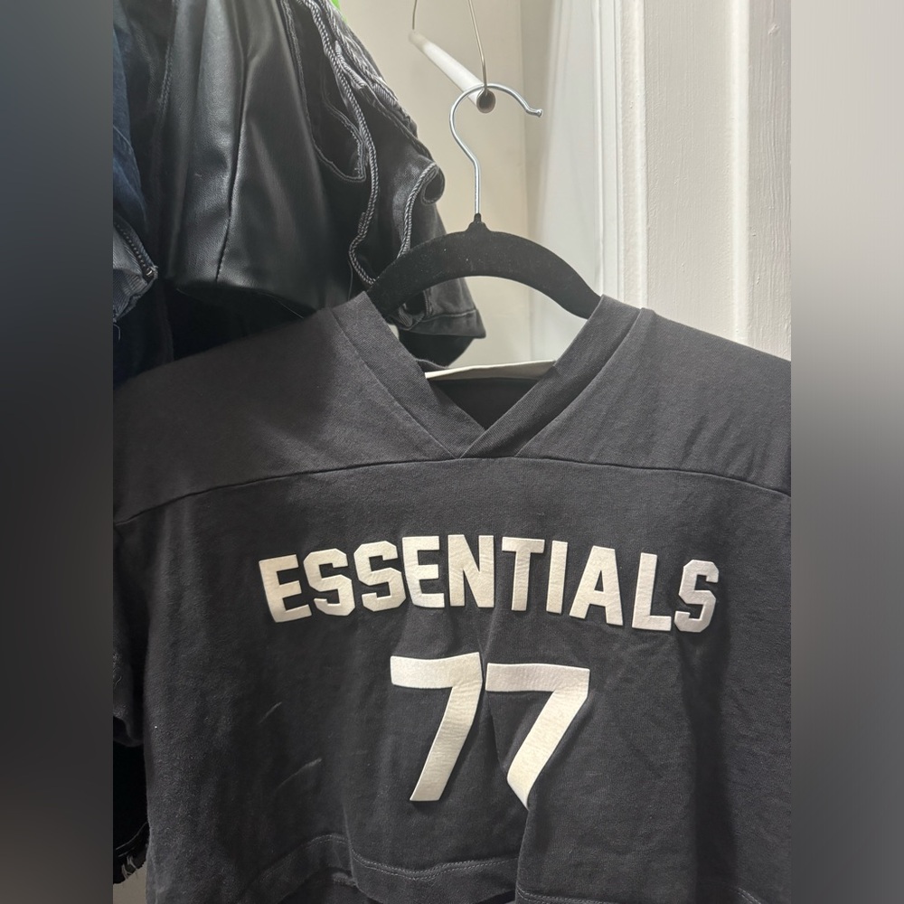 Essentials crop top